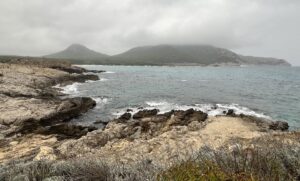 Blick auf Cala Agulla und Es Telégraf